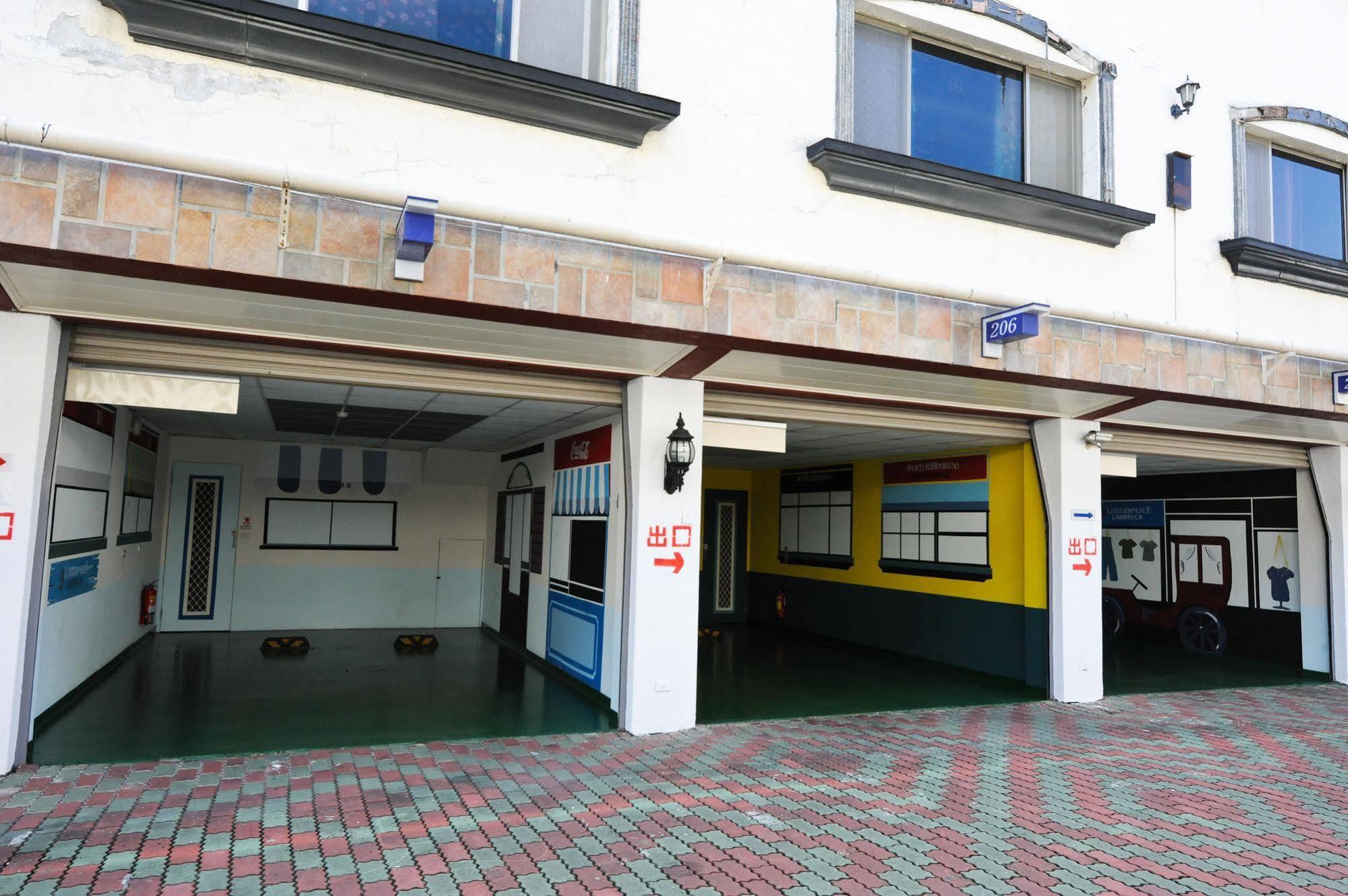 Zj Motel Hsinchu City Exterior photo